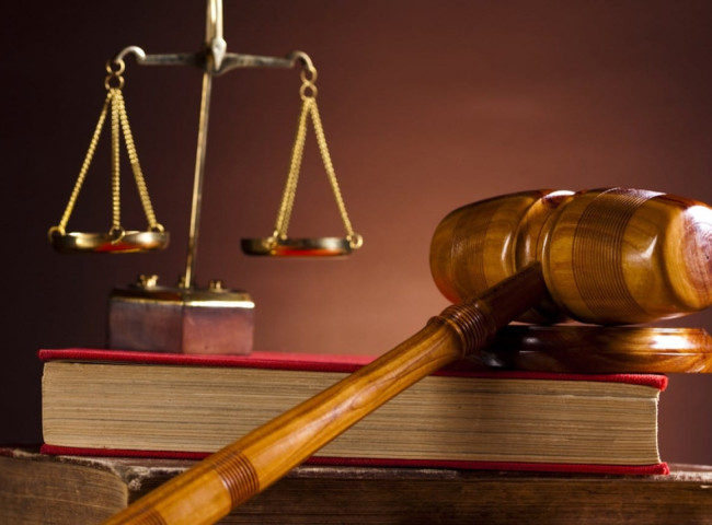 Tuân thủ Pháp lý và Quy định